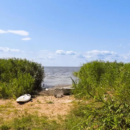 Semesterbostad Awesome In Sulomino With Kitchen Dargobądz