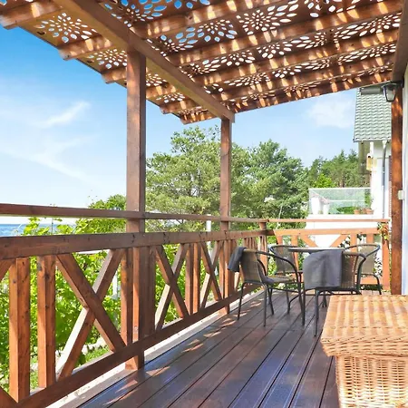 Awesome In Sulomino With Kitchen Semesterbostad