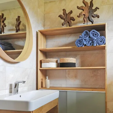 Awesome In Sulomino With Kitchen *