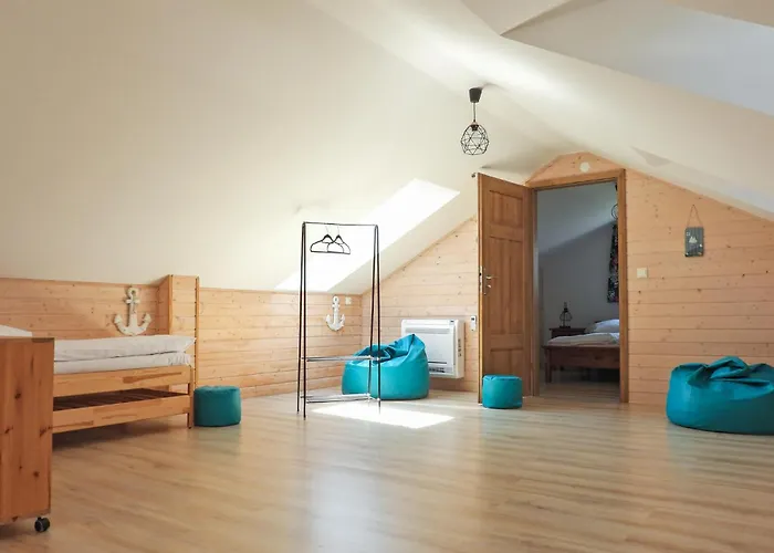 Сasa de vacaciones Awesome In Sulomino With Kitchen Dargobądz