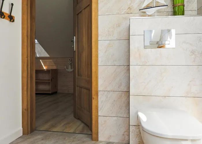 Сasa de vacaciones Awesome In Sulomino With Kitchen Dargobądz